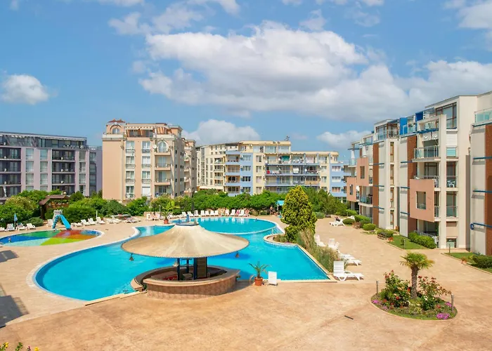 Sun City I Apartments Сонячний Берег